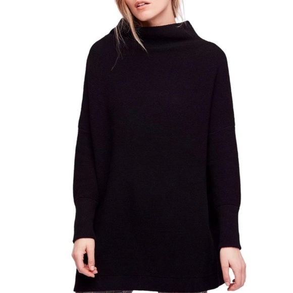 Free People Sweaters - FREE PEOPLE Ottoman Ribbed Tunic
Sweater in Black • MSRP $168 • Size Small
